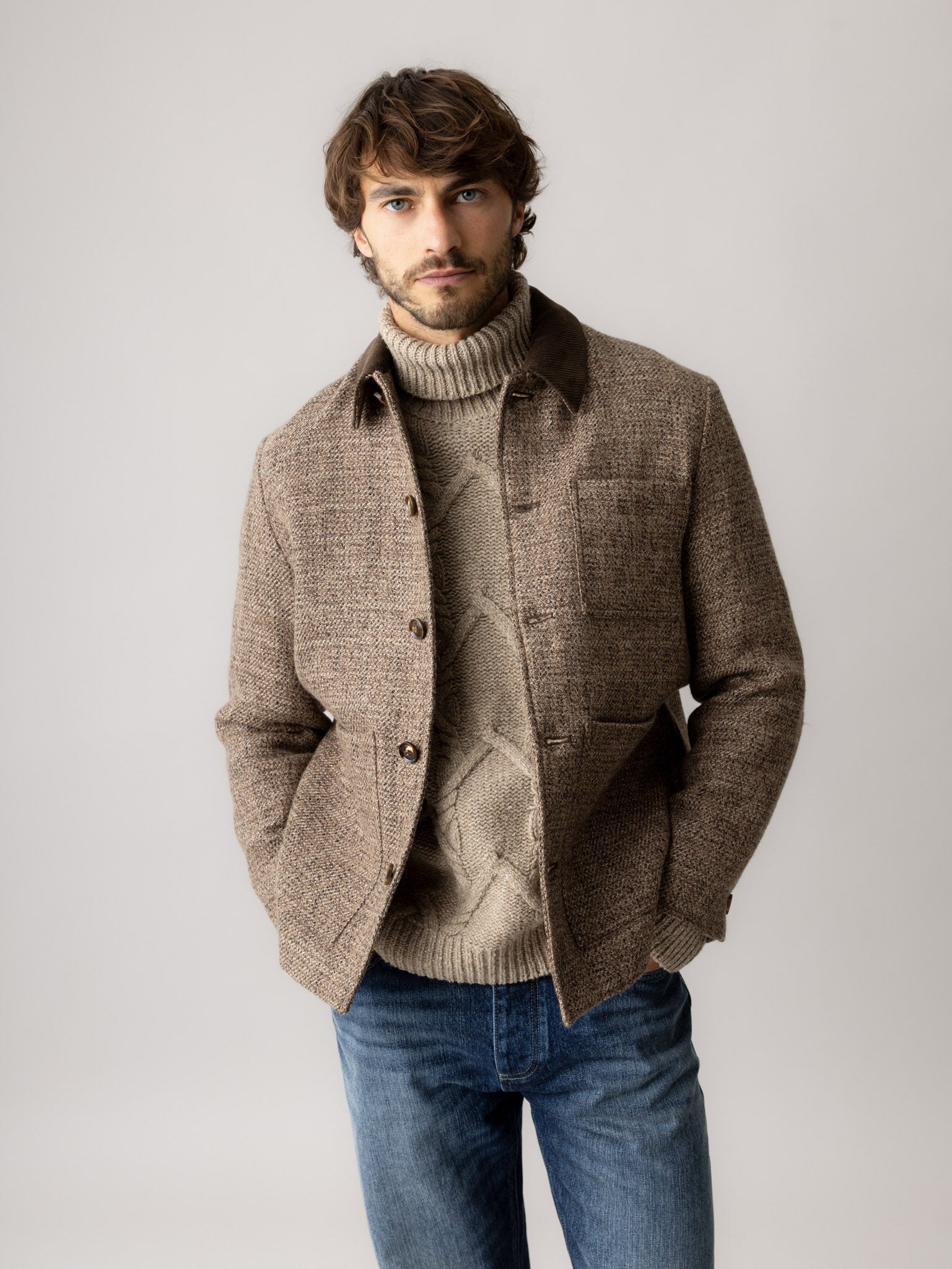 Modelshot / Chocolate Brown / Detail